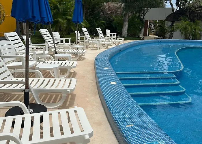 Hotel Club Cenotes Tulum 3*